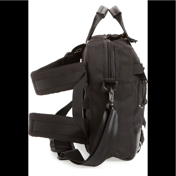 NWT TOPO Designs Commuter Briefcase In Black - Picture 7 of 10